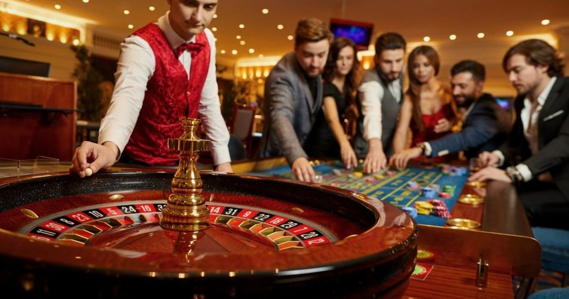 Win Together: Collaborative Casino Features Creating Community and Excitement